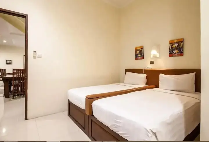 PB - Villa 5 - 4BR · 4-BR Private Pool Villa Walk to Seminyak Beach — фото 1