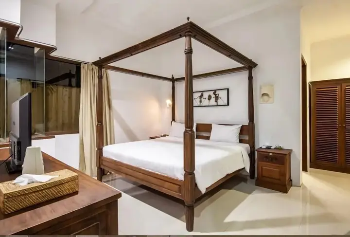 PB - Villa 5 - 4BR · 4-BR Private Pool Villa Walk to Seminyak Beach — фото 2