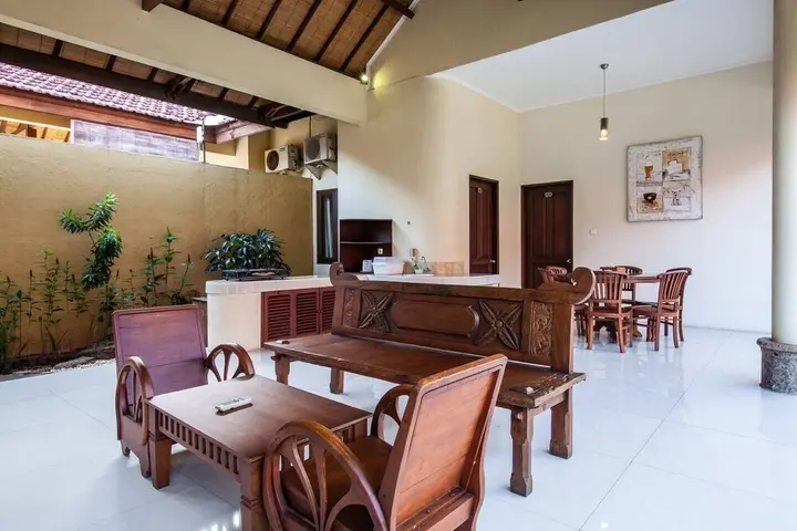 Кута: PB - Villa 1 - 3BR · 3-BR Private Pool Villa Walk to Seminyak Beach