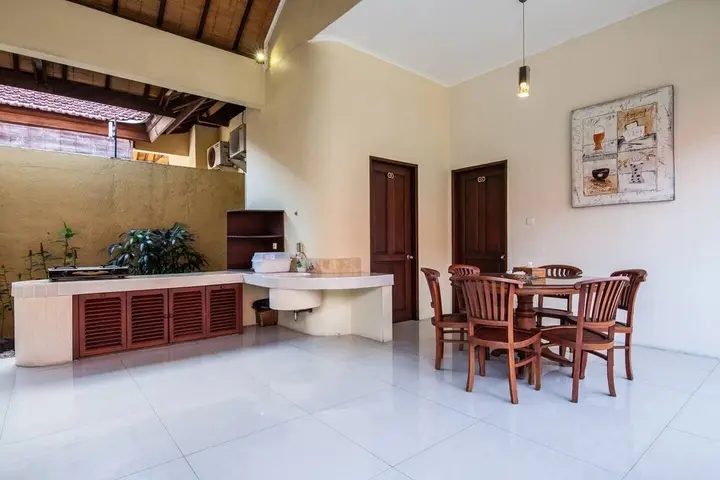 Кута: PB - Villa 3 - 3BR · 3-BR Private Pool Villa Walk to Seminyak Beach