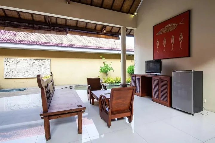 Кута: PB - Villa 3 - 3BR · 3-BR Private Pool Villa Walk to Seminyak Beach