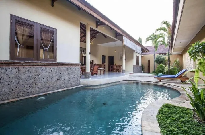 Кута: PB - Villa 3 - 3BR · 3-BR Private Pool Villa Walk to Seminyak Beach