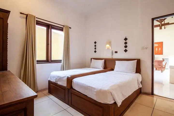 PB - Villa 3 - 3BR · 3-BR Private Pool Villa Walk to Seminyak Beach — фото 6