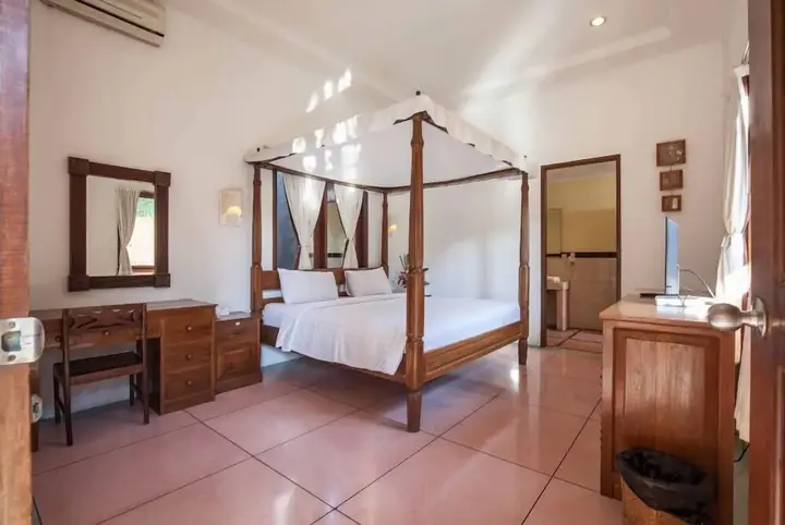 PB - Villa 2 - 2BR · 2-BR Private Pool Villa Walk to Seminyak Beach — фото 4