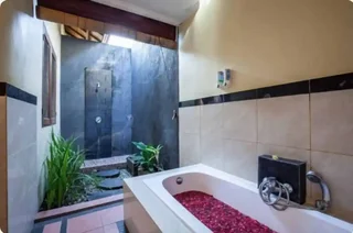 Кута: PB - Villa 4 - 2BR · 2-BR Private Pool Villa Walk to Seminyak Beach