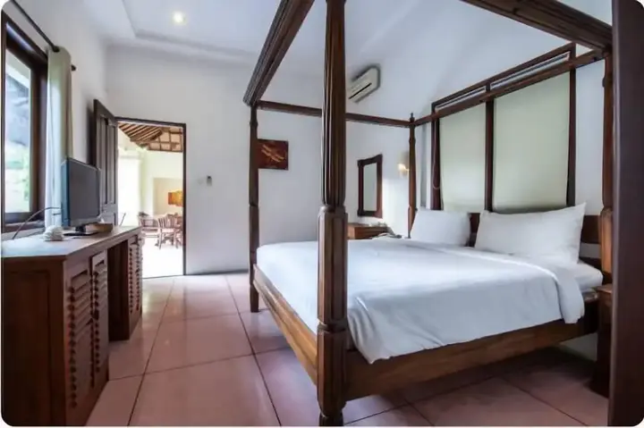 Кута: PB - 10BR · 10-BR Private Pool Villa Walk to Seminyak Beach