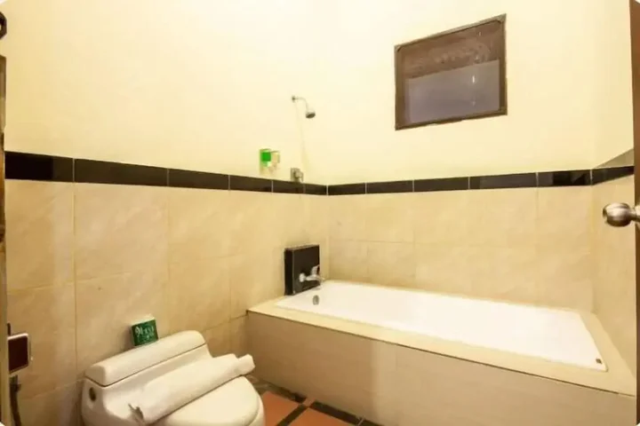 Кута: PB - 10BR · 10-BR Private Pool Villa Walk to Seminyak Beach