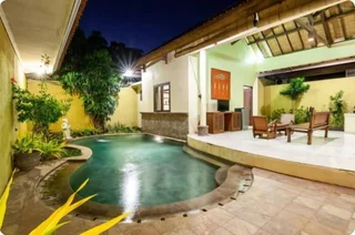 Кута: PB - 10BR · 10-BR Private Pool Villa Walk to Seminyak Beach