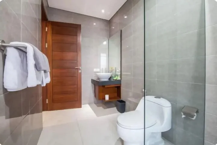 Кута: SMV - 3BedGRDN - V1 · 3BR Garden Villa Walk to Beach N Shops Legian
