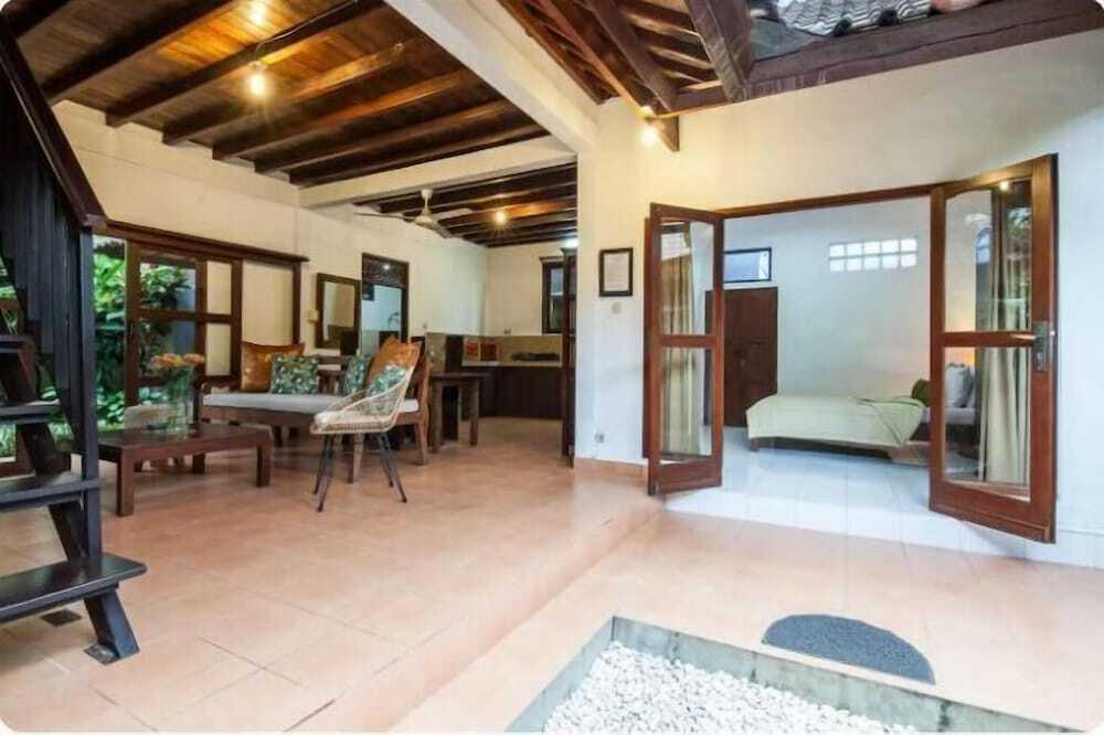 Кута: SMV- 2BedGRDN - V6 · 2BR Garden Villa Walk to shops and Beach Legian