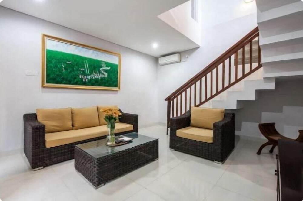 Кута: SMV - garden - 6-BR · 6BR Garden Villa Walk to Beach N Shops Legian