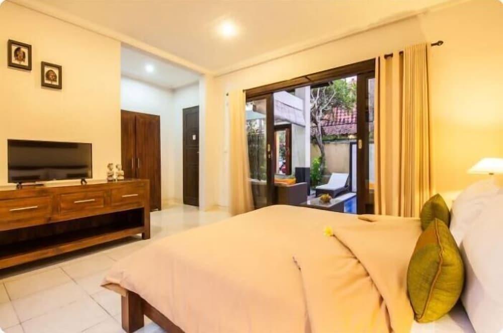 SMV -2BRPool- JEPUN · 2BR Private Pool Walk to Beach and Shops Legian — фото 3