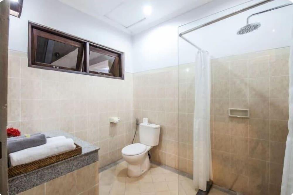 Кута: SMV . 6-BR · 6BR Pool Prime Area Walk to Beach N Shops Legian