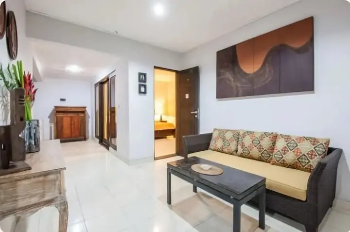Кута: SMV . 5-BR · 5BR Pool Prime Area Walk to Beach N Shops Legian