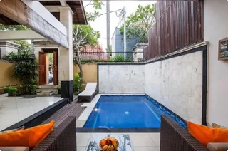 Кута: SMV . 4-BR · 4BR Pool Prime Area Walk To Beach N Shops Legian