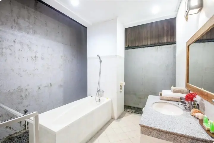 Кута: SMV . 8-BR · 8BR Pool Prime Area Walk to Beach N Shops Legian