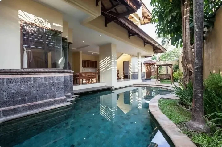 Кута: 4 Bathroom Private Pool Villa near Seminyak Beach Bali