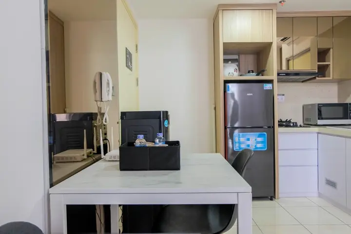 Legok: Modern 1br Apartment M-Town Residence Near Summarecon Mall Serpong