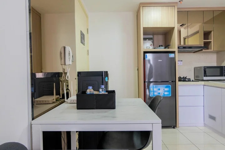 Legok: Modern 1br Apartment M-Town Residence Near Summarecon Mall Serpong