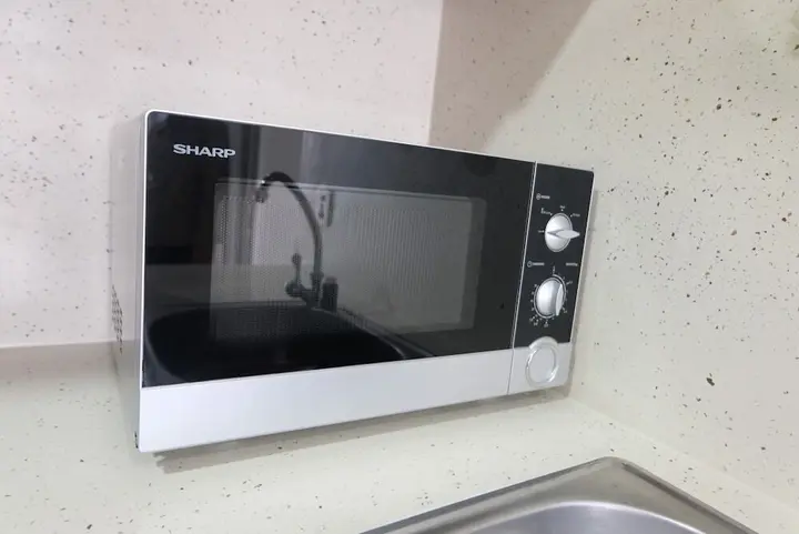 Legok: Modern 1br Apartment M-Town Residence Near Summarecon Mall Serpong