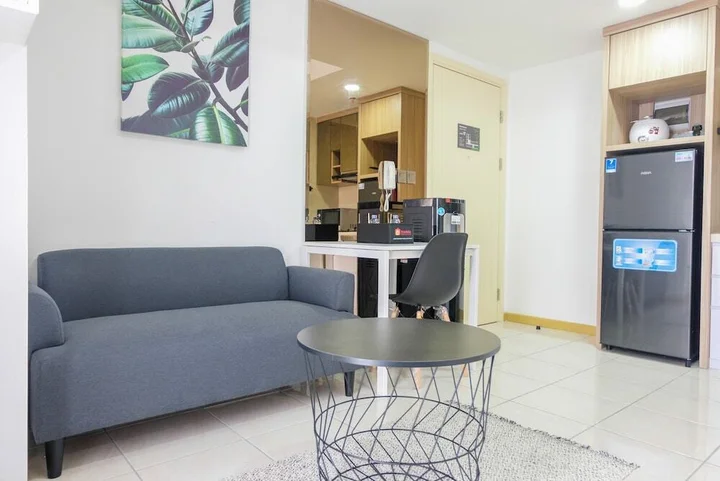 Legok: Modern 1br Apartment M-Town Residence Near Summarecon Mall Serpong