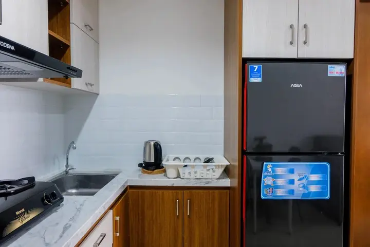 Legok: Cozy and Graceful 1BR Apartment at M-Town Signature