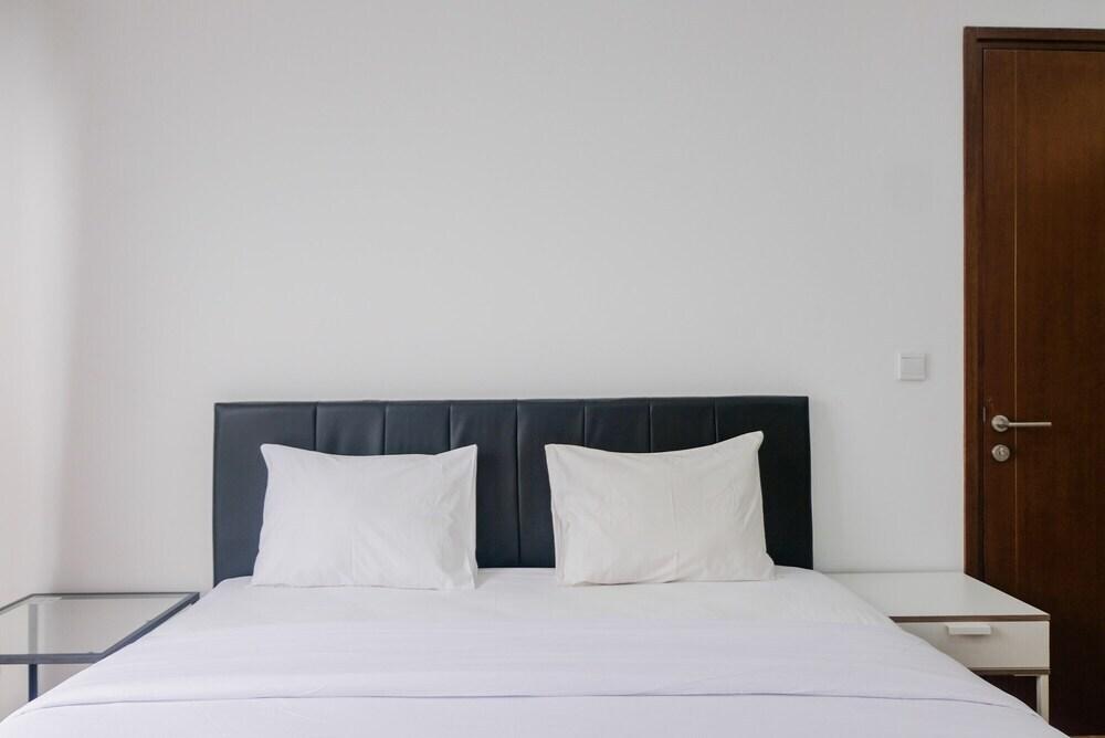 Cozy and Graceful 1BR Apartment at M-Town Signature — фото 5