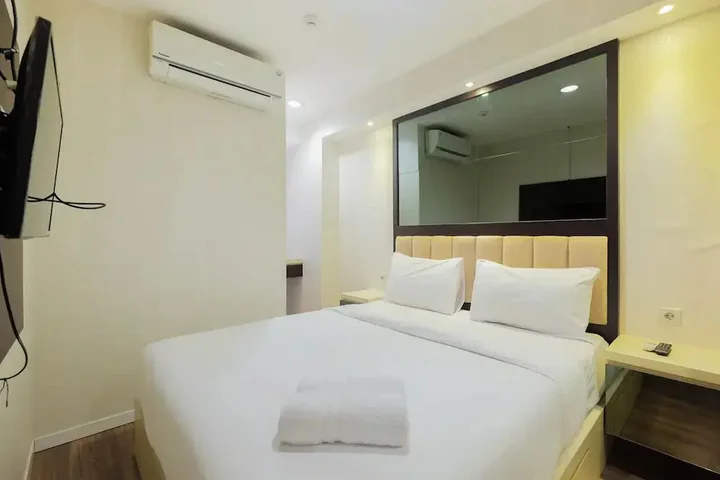 Депок: Luxurious and Comfy 2BR Cinere Bellevue Suites Apartment