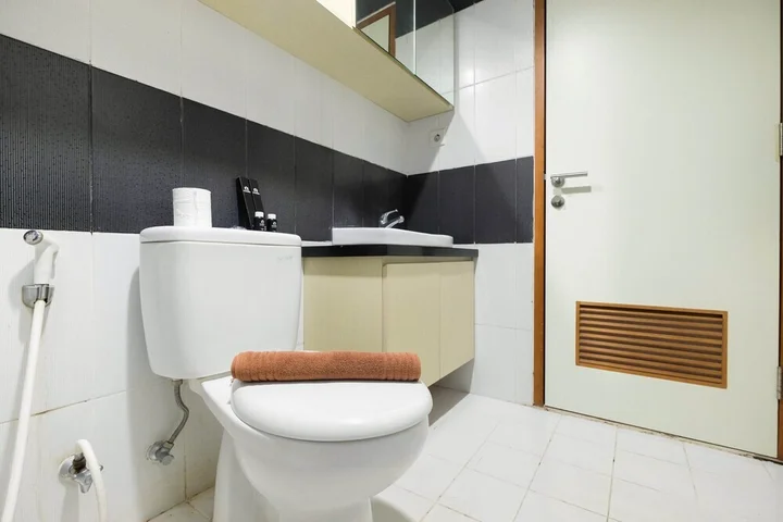 Депок: Luxurious and Comfy 2BR Cinere Bellevue Suites Apartment