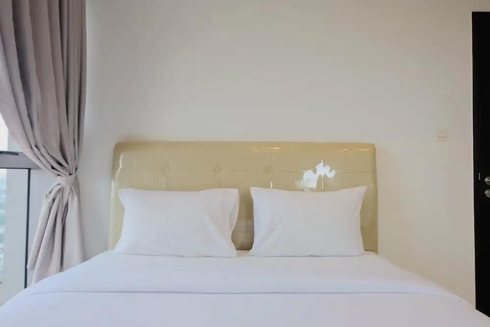 Legok: Comfy and Elegant 1BR Branz BSD Apartment