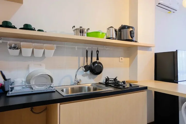 Legok: Warm and Relax 1BR at Asatti Garden House Apartment