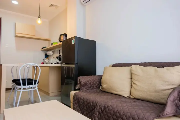 Legok: Warm and Relax 1BR at Asatti Garden House Apartment
