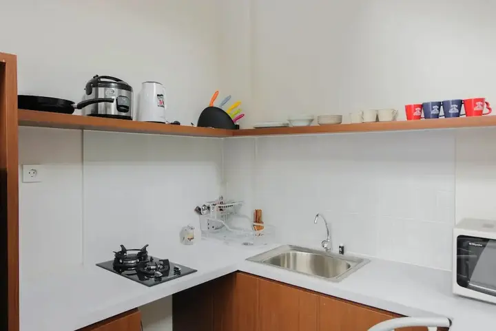 Legok: Pool View 3BR Apartment at Asatti BSD City