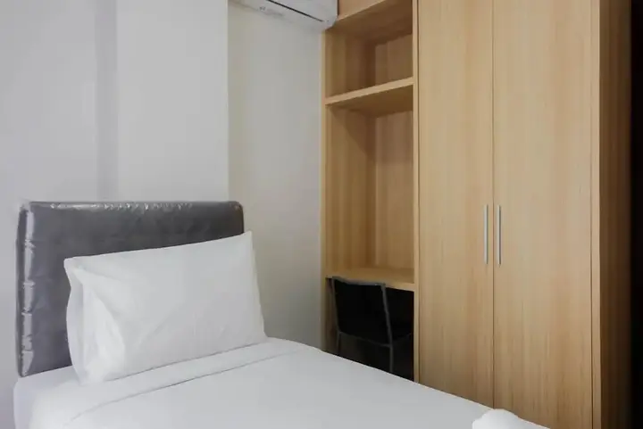 Legok: Pool View 3BR Apartment at Asatti BSD City