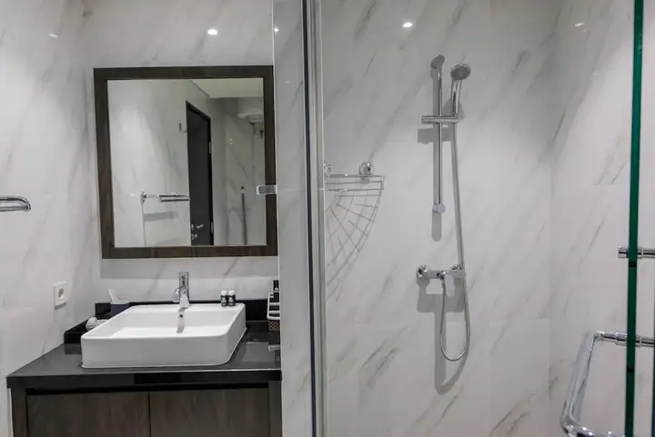 Legok: Fully Furnished 1BR at The Branz BSD Apartment