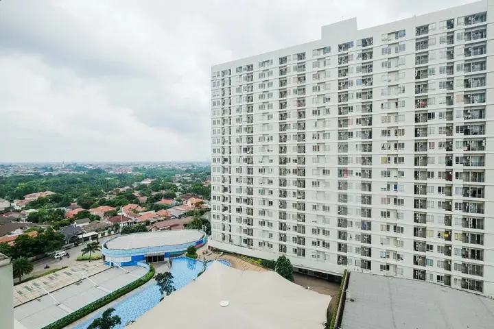 Депок: 2br Apartment at Cinere Bellevue with Access To Mall