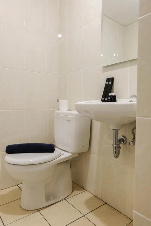 Legok: Homey 1BR Apartment at M-Town Residence