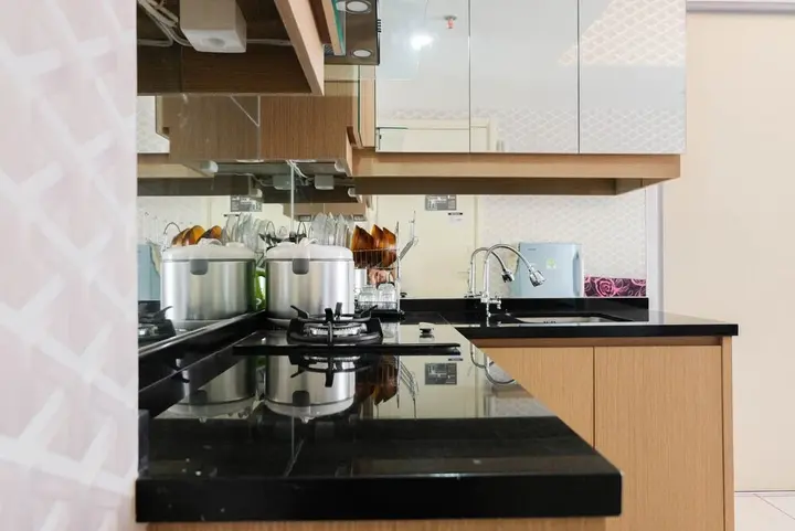 Legok: Homey 1BR Apartment at M-Town Residence