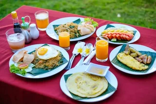 Сенджиги: OYO 992 Semilir Senggigi Inn