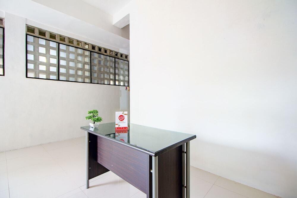 Депок: C9 Exclusive by OYO Rooms