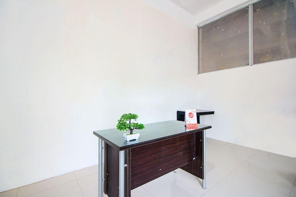 Депок: C9 Exclusive by OYO Rooms