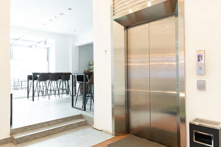 Медан: RedDoorz Premium near Centre Point Mall Medan