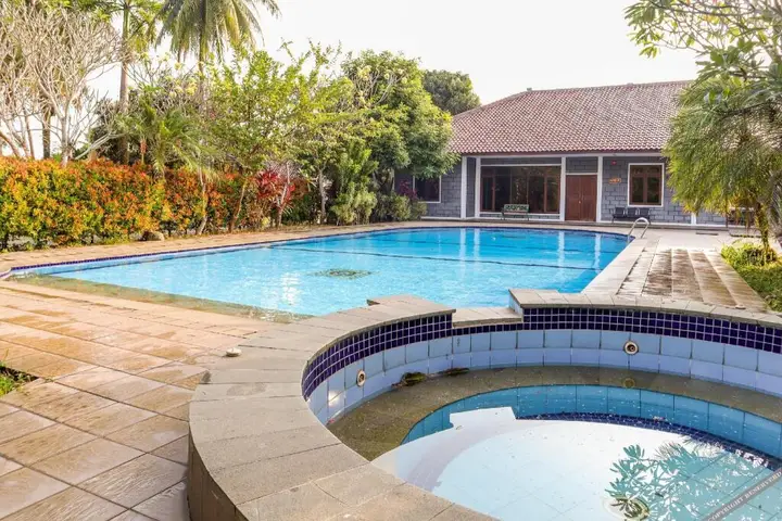 OYO 1395 Carita Asri Villas and Resort — фото 6
