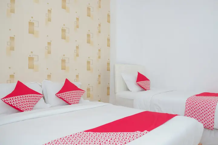 Бату: OYO 1454 111 Residence