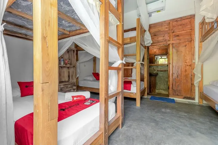 Чангу: Reddoorz Hostel @ Raya Canggu 2