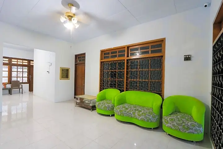OYO Life 2724 Wisma Wijaya — фото 2