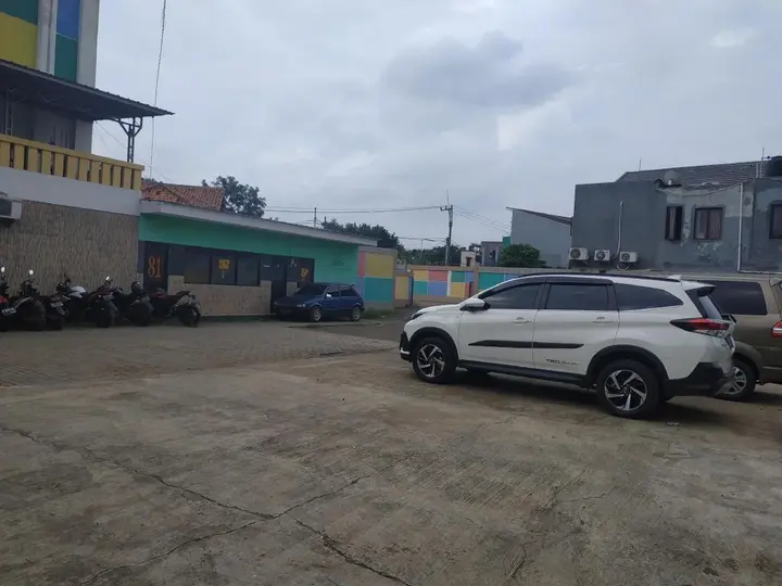 Депок: OYO 2832 Wisma Sukatani Indah
