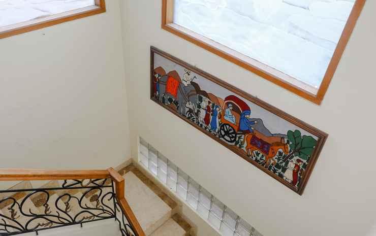 Маланг: Omah Cimbar Family Residence