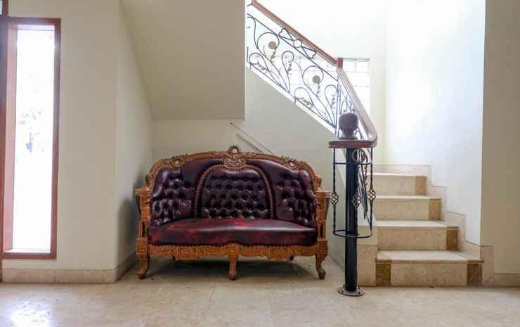 Маланг: Omah Cimbar Family Residence