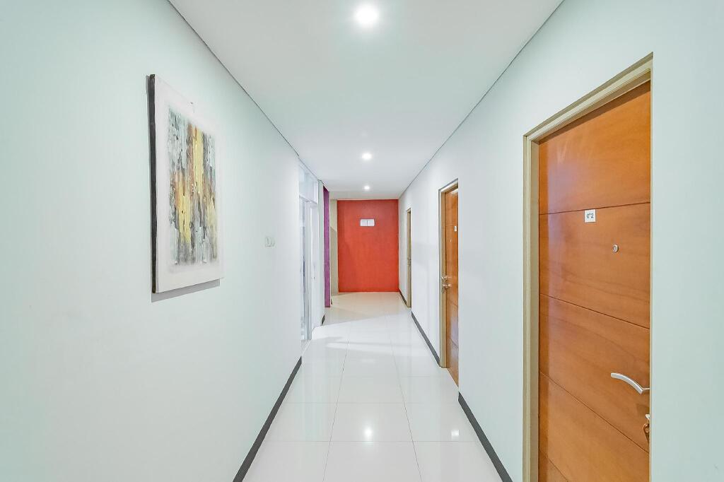 Палангкарая: RedDoorz @ Rajawali KM 5